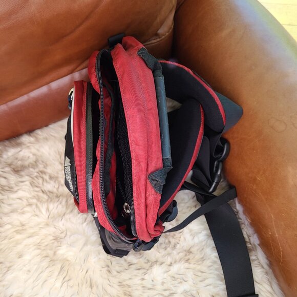 Mountain Equipment Co-op Hiking Camping waist pack - Picture 4 of 5